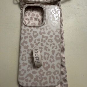 Loopy Case Beige Leopard Phone Case